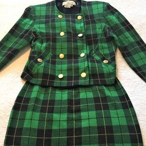 Adrienne Vittadini Two pieces Skirt Scotians Suit.